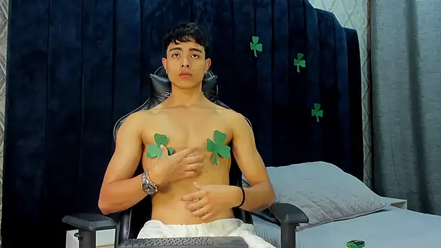 Snapshot of JoshRashfordd chatting on March 2025 02:45:01 PM JoshRashfordd online show from March 2025 02:45:01 PM