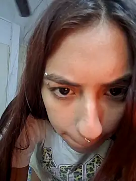 Snapshot of Jazmin-Cerezita chatting on March 2026 04:06:01 AM Jazmin-Cerezita online show from March 2026 04:06:01 AM