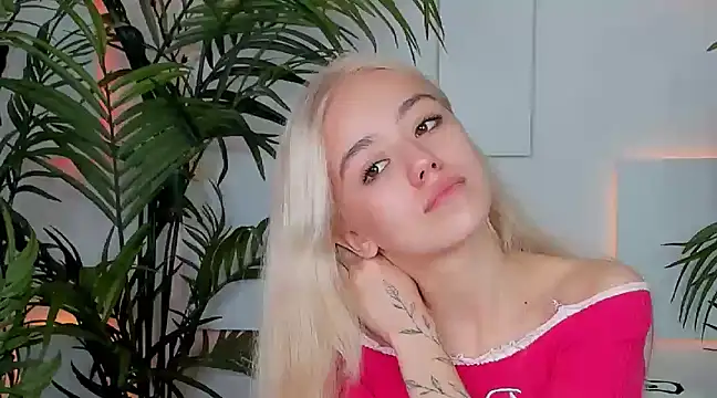 STELLA RICH online show from December 2024 01:39:01 AM