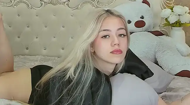 STELLA RICH online show from January 2025 04:25:02 AM