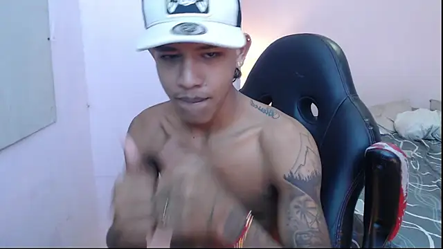 Snapshot of mr_stiven_ chatting on January 2025 12:59:01 AM mr stiven online show from January 2025 12:59:01 AM