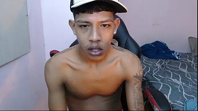 Snapshot of mr_stiven_ chatting on January 2025 05:30:02 AM mr stiven online show from January 2025 05:30:02 AM