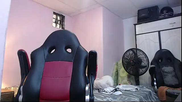 Snapshot of mr_stiven_ chatting on January 2025 09:13:02 AM mr stiven online show from January 2025 09:13:02 AM