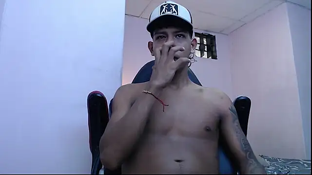 Snapshot of mr_stiven_ chatting on January 2025 07:57:01 AM mr stiven online show from January 2025 07:57:01 AM