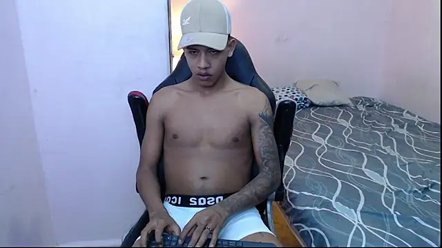 Snapshot of mr_stiven_ chatting on February 2025 06:10:02 AM mr stiven online show from February 2025 06:10:02 AM
