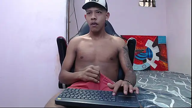 Snapshot of mr_stiven_ chatting on February 2025 07:13:02 AM mr stiven online show from February 2025 07:13:02 AM