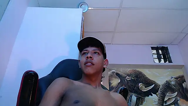 Snapshot of mr_stiven_ chatting on February 2025 06:22:01 AM mr stiven online show from February 2025 06:22:01 AM