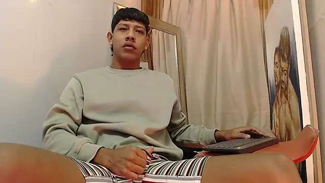 Snapshot of mr_stiven_ chatting on September 2025 02:45:01 AM mr stiven online show from September 2025 02:45:01 AM