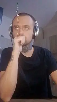 Snapshot of HappyZebra13 chatting on January 2025 09:05:02 PM HappyZebra13 online show from January 2025 09:05:02 PM