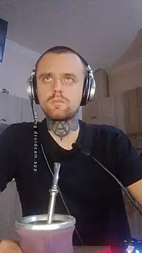 Snapshot of HappyZebra13 chatting on January 2025 07:38:01 PM HappyZebra13 online show from January 2025 07:38:01 PM