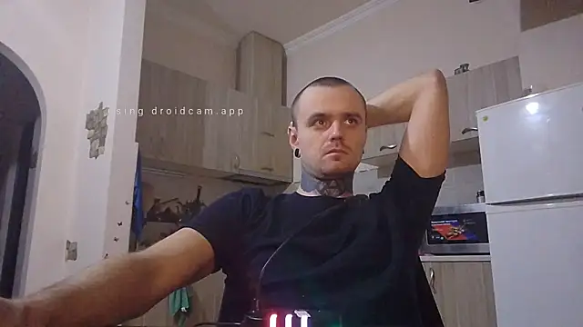 Snapshot of HappyZebra13 chatting on March 2025 07:06:02 PM HappyZebra13 online show from March 2025 07:06:02 PM