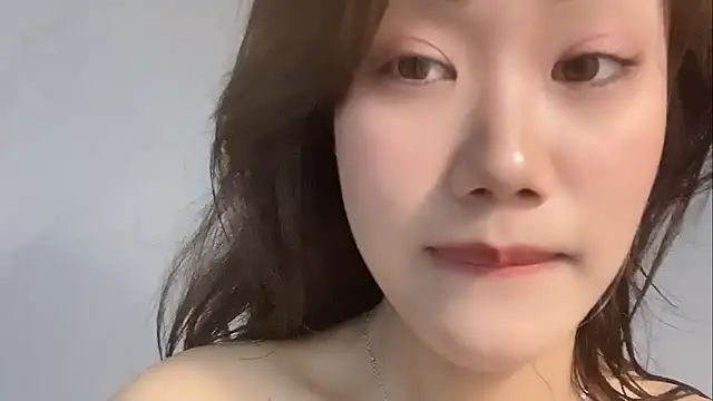 Bella-LL online show from February 2025 09:55:01 PM