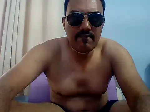 farhaanmacho online show from December 2025 05:57:01 AM
