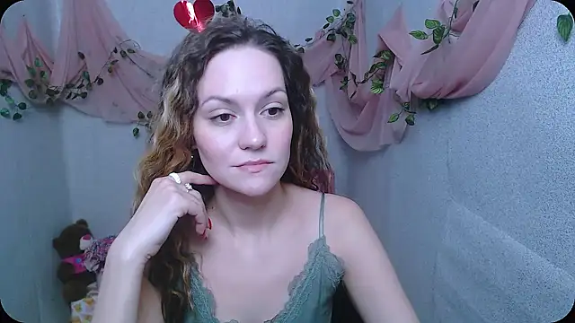 Lina Star S online show from December 2024 06:35:01 AM