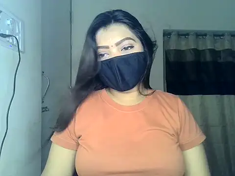 Snapshot of ishi_Beauty chatting on June 2026 05:18:01 AM ishi Beauty online show from June 2026 05:18:01 AM