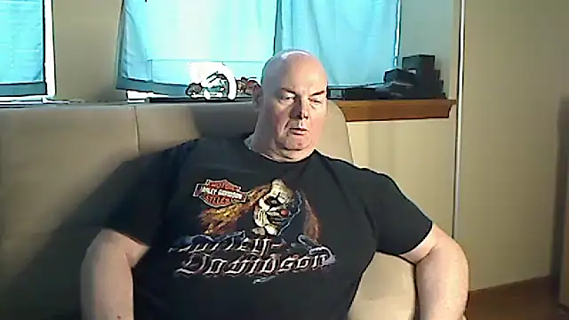 Snapshot of harley99574 chatting on December 2024 05:08:01 PM harley99574 online show from December 2024 05:08:01 PM