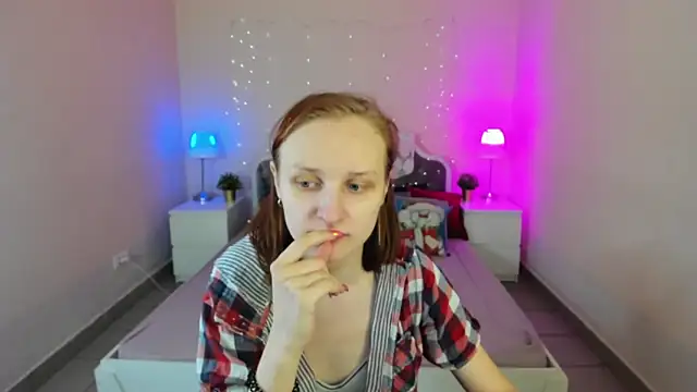 Snapshot of SallyFishery chatting on January 2025 01:45:02 AM SallyFishery online show from January 2025 01:45:02 AM