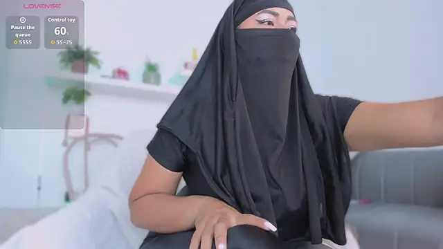 jazmin anbar online show from October 2025 07:03:02 PM