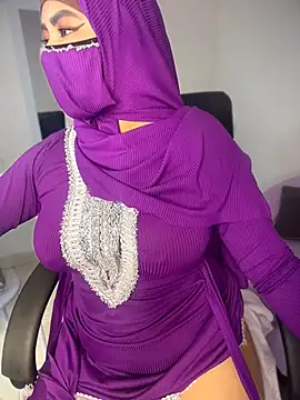 jazmin anbar online show from April 2026 10:13:02 PM