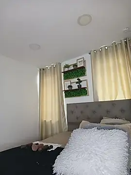 sasi luna online show from February 2026 01:52:01 PM