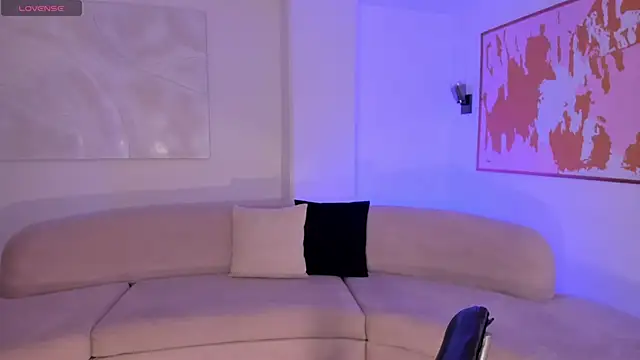 MiaFarrell  online show from February 2026 06:22:02 PM