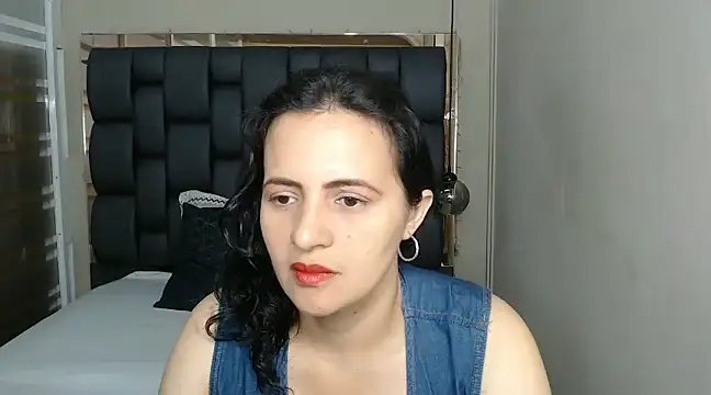 africa holmes online show from January 2025 12:46:02 PM