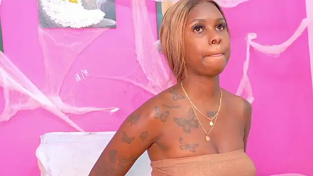 kinkyandsavage online show from October 2025 07:36:02 PM