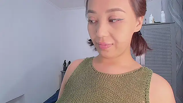 PurrrfectMiko online show from November 2025 05:48:02 PM