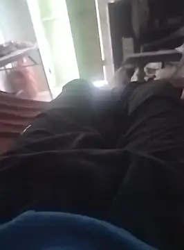 Solomen00 online show from December 2024 09:24:01 AM