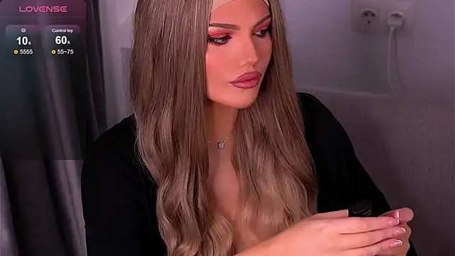 Graciane Lee online show from September 2025 12:19:01 PM