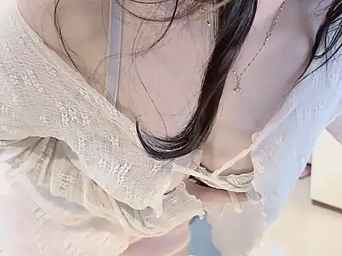 Snapshot of Eva-Public chatting on September 2025 08:28:01 AM Eva-Public online show from September 2025 08:28:01 AM