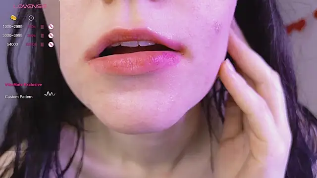 Lana  Cute  online show from February 2025 04:56:02 PM