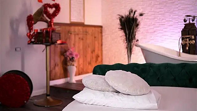 Jenna Day online show from March 2026 07:59:02 AM