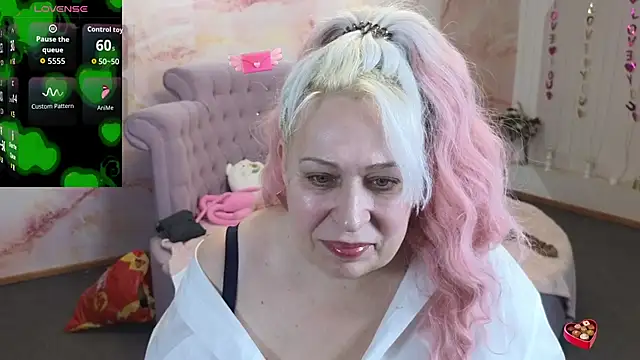 Penelope Pinky online show from March 2026 12:22:02 PM