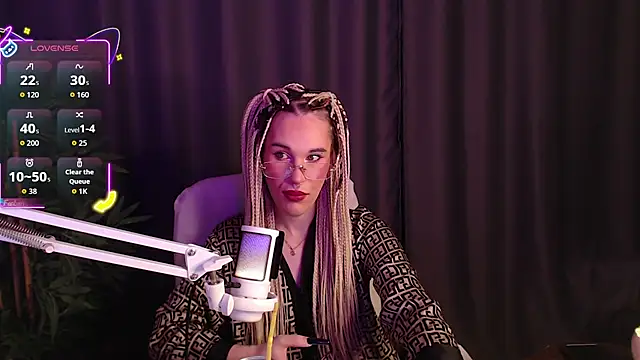 Cassie Bae online show from November 2025 05:43:01 AM