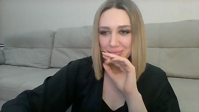 Snapshot of VickyLove047 chatting on February 2025 12:07:01 AM VickyLove047 online show from February 2025 12:07:01 AM