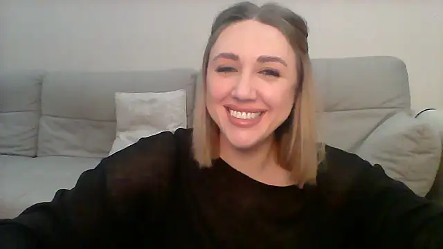 Snapshot of VickyLove047 chatting on February 2025 01:48:02 PM VickyLove047 online show from February 2025 01:48:02 PM