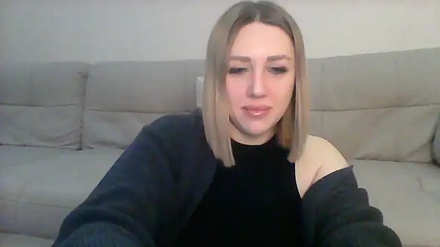 Snapshot of VickyLove047 chatting on February 2025 06:35:01 PM VickyLove047 online show from February 2025 06:35:01 PM
