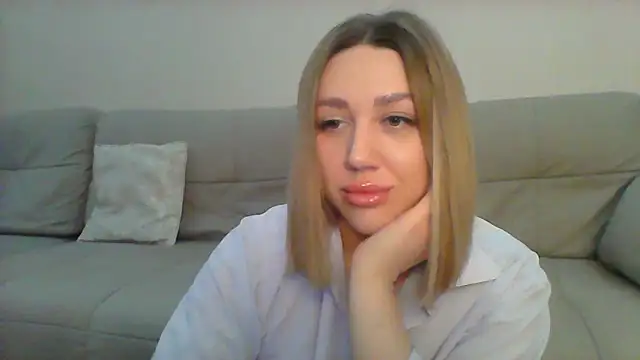 Snapshot of VickyLove047 chatting on February 2025 06:23:01 AM VickyLove047 online show from February 2025 06:23:01 AM