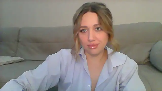 Snapshot of VickyLove047 chatting on March 2025 05:11:02 AM VickyLove047 online show from March 2025 05:11:02 AM