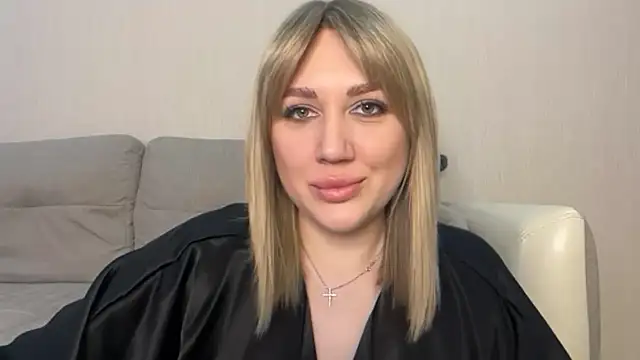 Snapshot of VickyLove047 chatting on May 2026 07:25:01 AM VickyLove047 online show from May 2026 07:25:01 AM