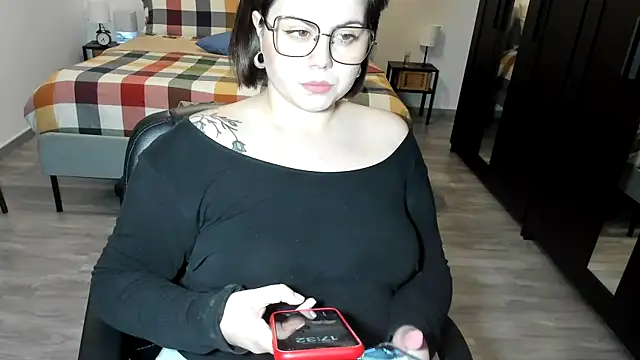 Snapshot of raiazane23 chatting on January 2025 04:33:01 PM raiazane23 online show from January 2025 04:33:01 PM