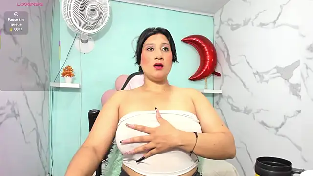 Snapshot of karime_sexygirl chatting on March 2026 10:43:01 AM karime sexygirl online show from March 2026 10:43:01 AM