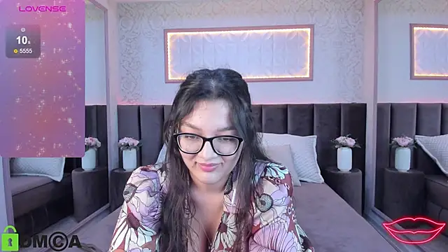 Snapshot of ZarifaBev chatting on February 2025 03:36:02 PM ZarifaBev online show from February 2025 03:36:02 PM