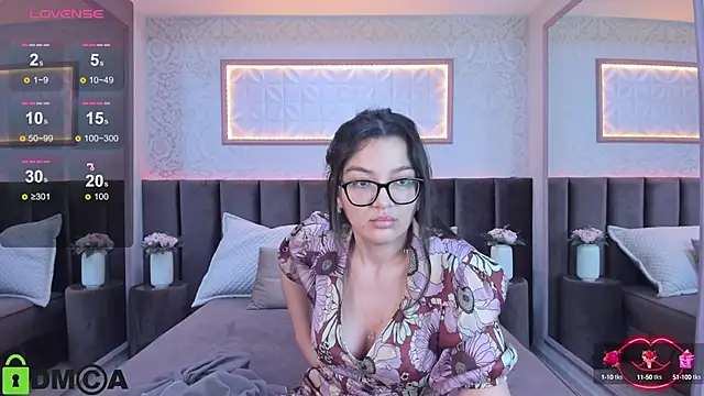 Snapshot of ZarifaBev chatting on February 2025 01:15:02 AM ZarifaBev online show from February 2025 01:15:02 AM