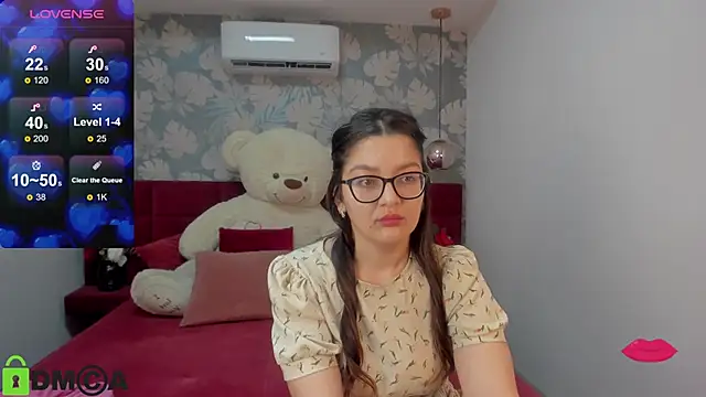 Snapshot of ZarifaBev chatting on February 2025 12:53:02 AM ZarifaBev online show from February 2025 12:53:02 AM