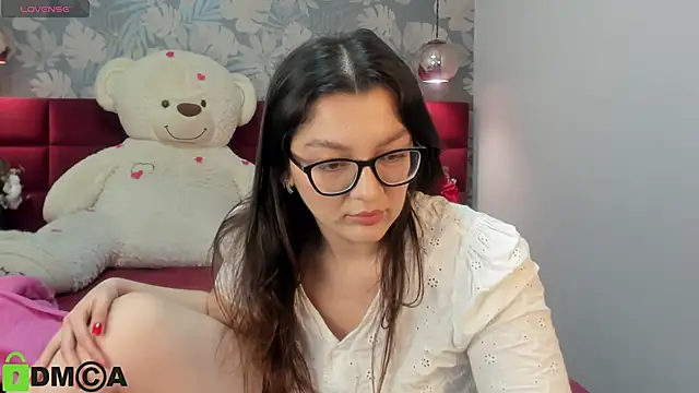 Snapshot of ZarifaBev chatting on February 2025 11:58:02 PM ZarifaBev online show from February 2025 11:58:02 PM