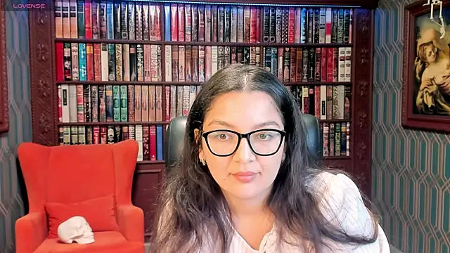 Snapshot of ZarifaBev chatting on September 2025 10:10:02 PM ZarifaBev online show from September 2025 10:10:02 PM