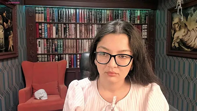 Snapshot of ZarifaBev chatting on September 2025 10:10:02 PM ZarifaBev online show from September 2025 10:10:02 PM