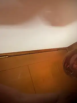 Adeellee  online show from October 2025 10:37:01 AM